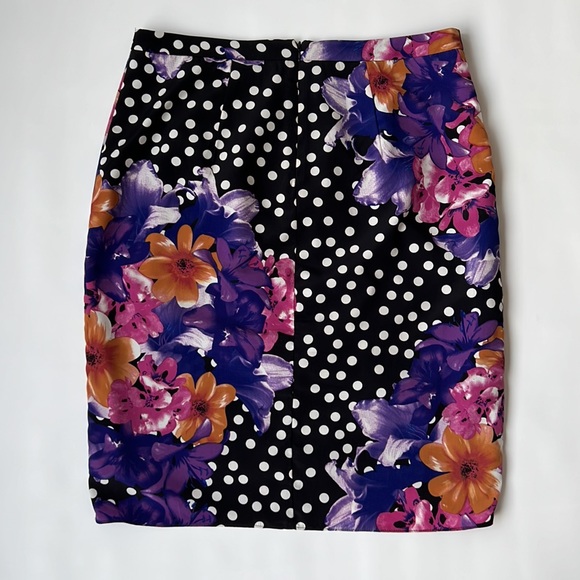 Anthropologie Skirt. Size 8 - Picture 2 of 9